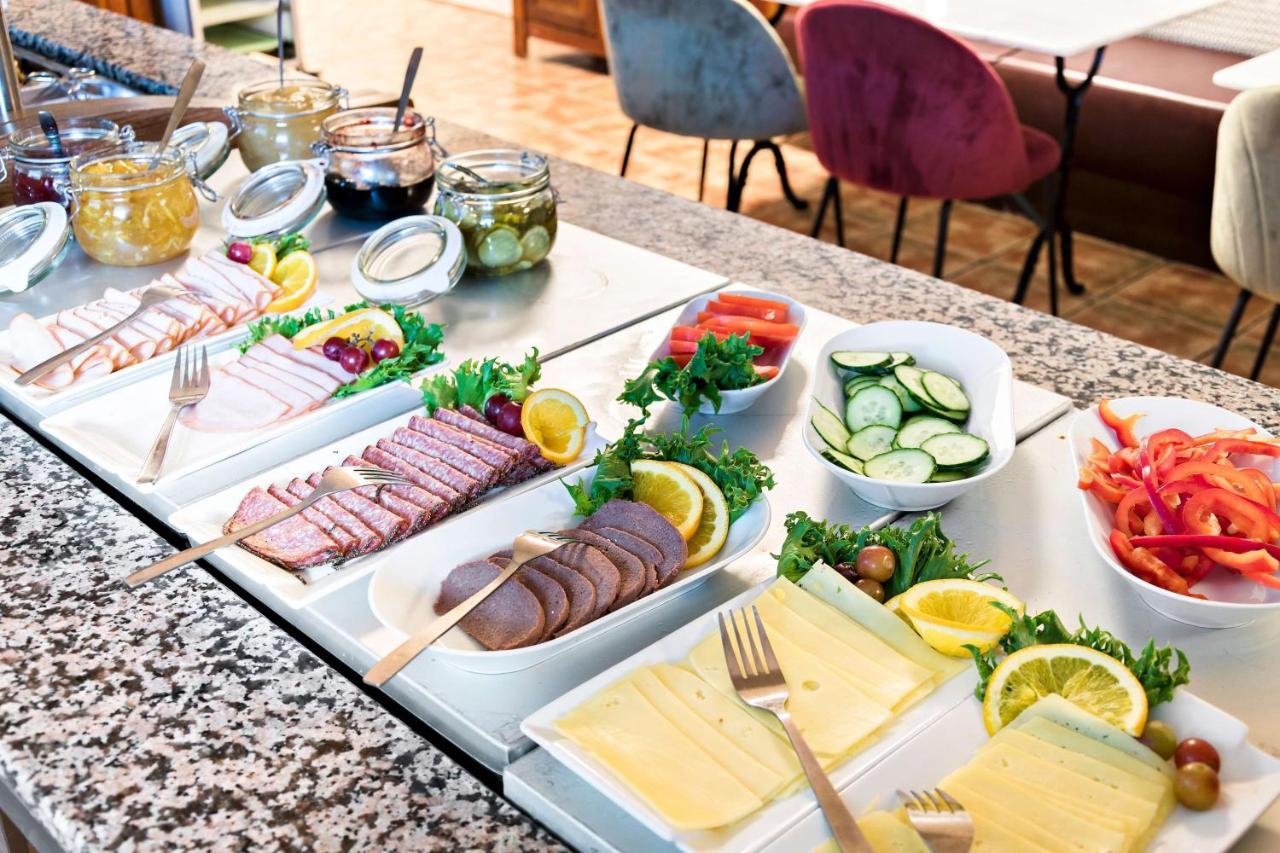 Sure Hotel By Best Western Vilsta Sporthotell Eskilstuna Dış mekan fotoğraf